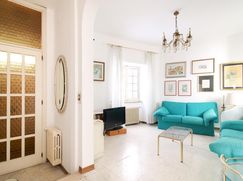Casa Bi/Trifamiliare in Residenziale