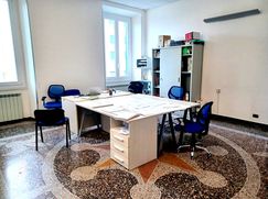 Ufficio in Commerciale