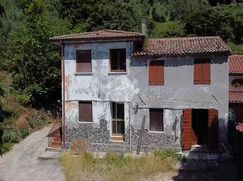 Casa Bi/Trifamiliare in Residenziale