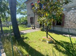 Casa Bi/Trifamiliare in Residenziale
