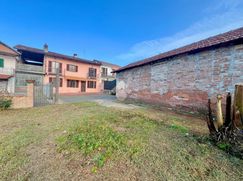 Casa Bi/Trifamiliare in Residenziale