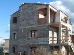 Casa Bi/Trifamiliare in Residenziale