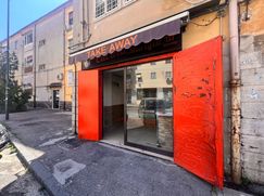 Negozio/Locale commerciale in Commerciale