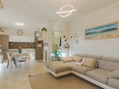 Casa Bi/Trifamiliare in Residenziale