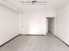 Negozio/Locale commerciale in Commerciale