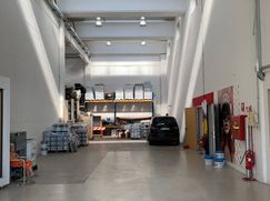 Capannone in Commerciale