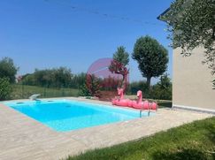Casa Bi/Trifamiliare in Residenziale