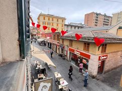 Negozio/Locale commerciale in Commerciale