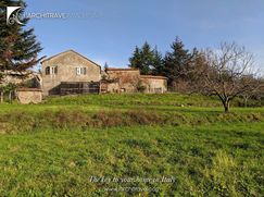 Casa Bi/Trifamiliare in Residenziale