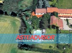 Casa Bi/Trifamiliare in Residenziale