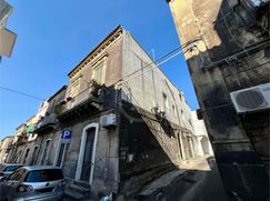 Casa Bi/Trifamiliare in Residenziale