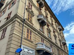 Negozio/Locale commerciale in Commerciale