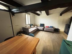 Casa Bi/Trifamiliare in Residenziale