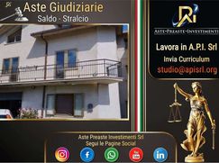 Casa Bi/Trifamiliare in Residenziale