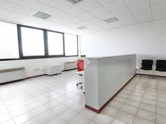 Ufficio in Commerciale