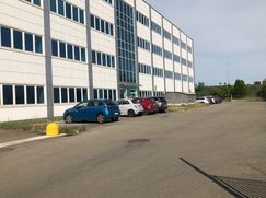 Ufficio in Commerciale
