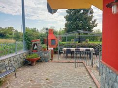 Casa Bi/Trifamiliare in Residenziale