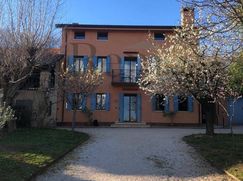Villa in Residenziale