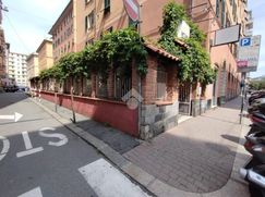 Negozio/Locale commerciale in Commerciale