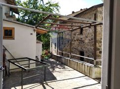 Casa Bi/Trifamiliare in Residenziale