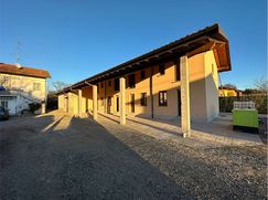 Casa Bi/Trifamiliare in Residenziale