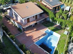 Villa in Residenziale