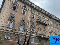 Negozio/Locale commerciale in Commerciale