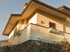 Casa Bi/Trifamiliare in Residenziale