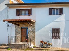 Casa Bi/Trifamiliare in Residenziale