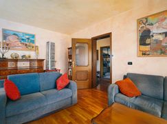 Casa Bi/Trifamiliare in Residenziale