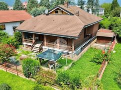 Casa Bi/Trifamiliare in Residenziale