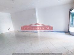 Negozio/Locale commerciale in Commerciale