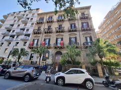 Negozio/Locale commerciale in Commerciale