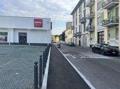 Negozio/Locale commerciale in Commerciale