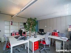 Ufficio in Commerciale