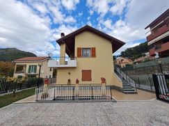 Villa in Residenziale