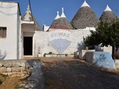 Casa Bi/Trifamiliare in Residenziale