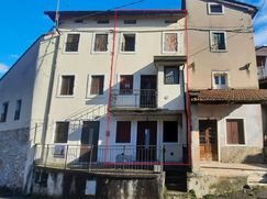 Casa Bi/Trifamiliare in Residenziale