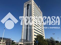 Ufficio in Commerciale