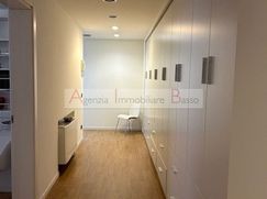 Ufficio in Commerciale