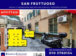 Negozio/Locale commerciale in Commerciale