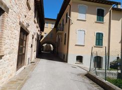 Casa Bi/Trifamiliare in Residenziale