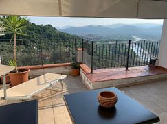 Casa Bi/Trifamiliare in Residenziale