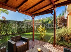 Casa Bi/Trifamiliare in Residenziale