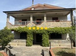 Villa in Residenziale