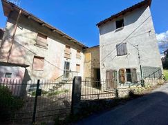 Casa Bi/Trifamiliare in Residenziale