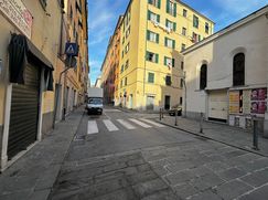 Negozio/Locale commerciale in Commerciale