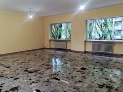 Ufficio in Commerciale