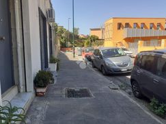 Negozio/Locale commerciale in Commerciale