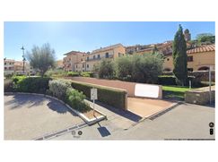 Box/posto auto in Residenziale